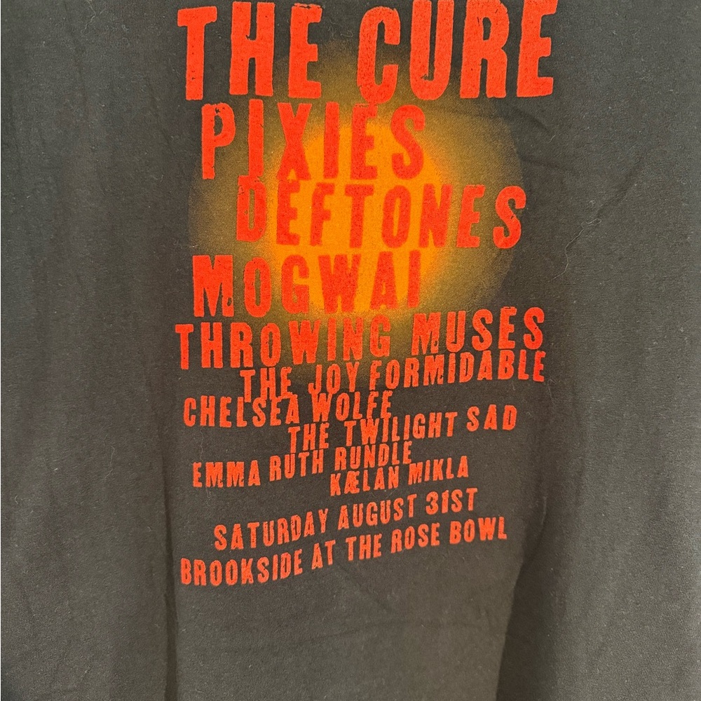 Cure & Multiple Band T-Shirt with Red Print XL